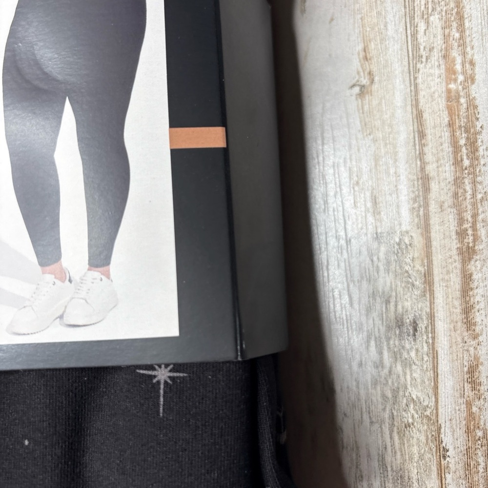 Torrid Full Length Signature Waist Premium Guided By Stars Black Leggings 3X - Picture 5 of 15